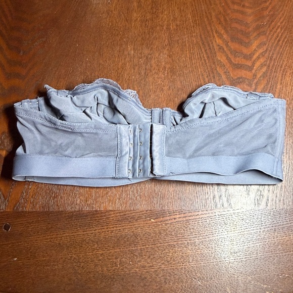 LIVELY- Elegant Lace Bandeau Bra - Blue 36C - Picture 2 of 4